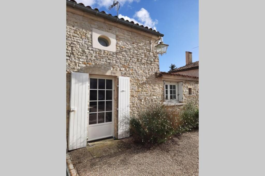 La Jolie Parenthese Saint-Sauveur-d'Aunis Exterior foto